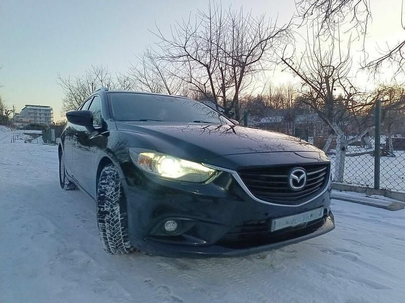Używany Mazda 6 2013 Czarny Kombi