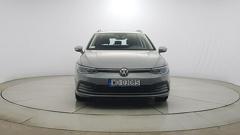 Używany VW Golf VIII Life 131 KM (96 kW) 2021 Szary Kombi