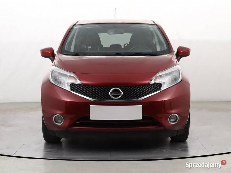 Używany Nissan Note 2015 Bordowy Hatchback