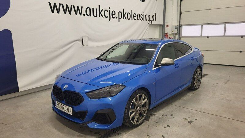 Niebieski (metalik) Używany 2022 BMW M2 Sedan/Limuzyna | 125 000 zł - Obraz 1/4
