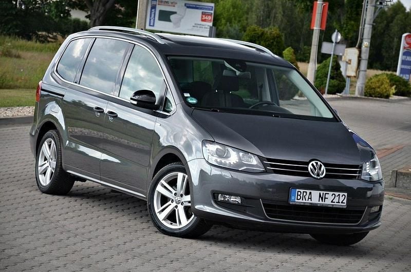 Szary (metalik, perła) Używany 2012 VW Sharan Minivan | 44 900 zł (Dobra cena) - Obraz 1/4