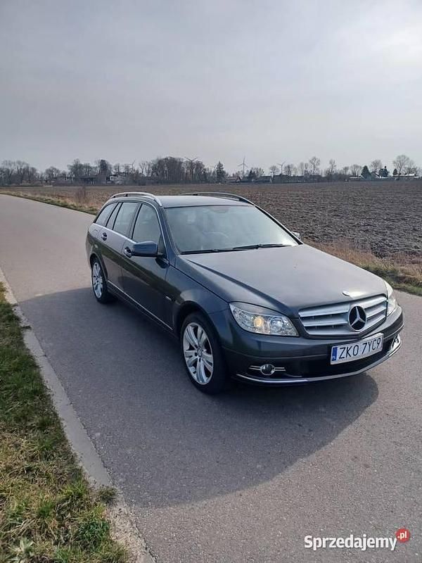 Używany 2010 Mercedes 200 | 18 800 zł - Obraz 1/4