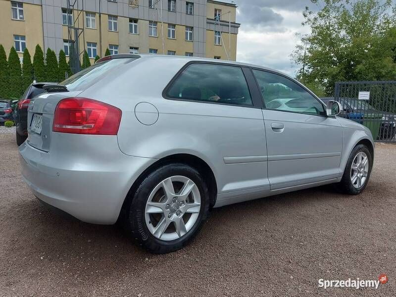 Używany Audi A3 102 KM (75 kW) 2009 Srebrny Hatchback