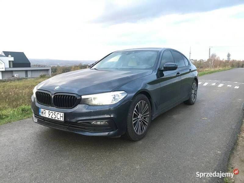 Używany 2017 BMW 530 Luxury Line | 99 900 zł - Obraz 1/4