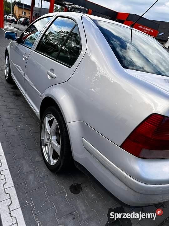 Używany 2000 VW Bora Sedan/Limuzyna | 4200 zł (Uczciwa cena) - Obraz 1/4