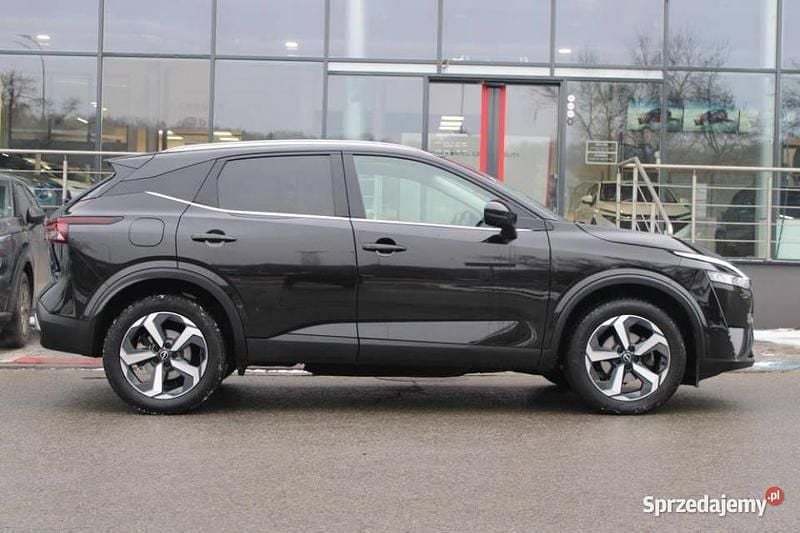 Używany Nissan Qashqai 360º 158 KM (116 kW) 2023 SUV