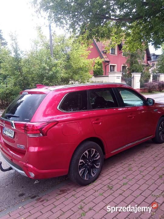 Czerwony Używany 2015 Mitsubishi Outlander P-HEV | 61 000 zł (Uczciwa cena) - Obraz 1/3