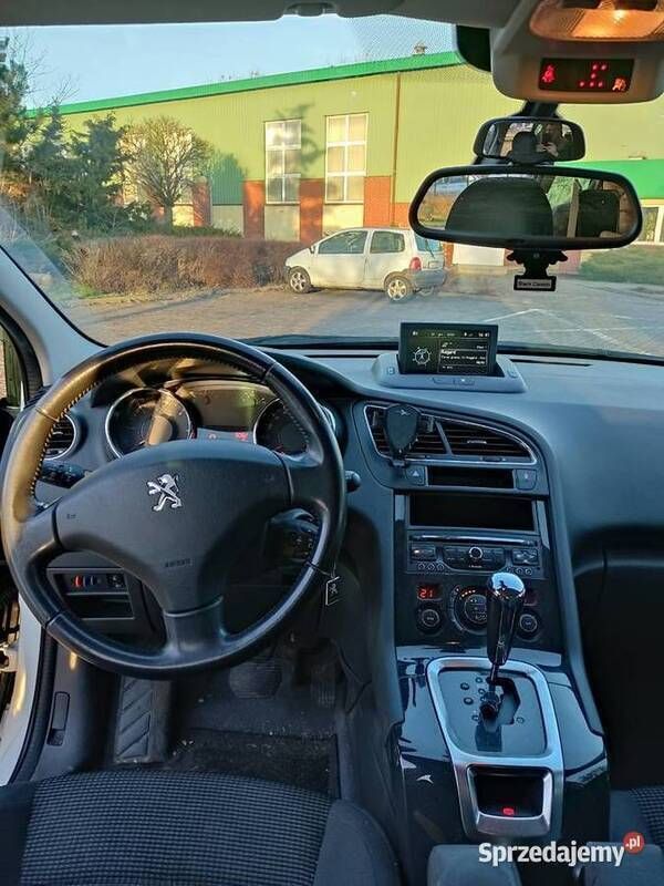 Używany 2016 Peugeot 5008 Minivan | 37 900 zł (Super Cena) - Obraz 1/4