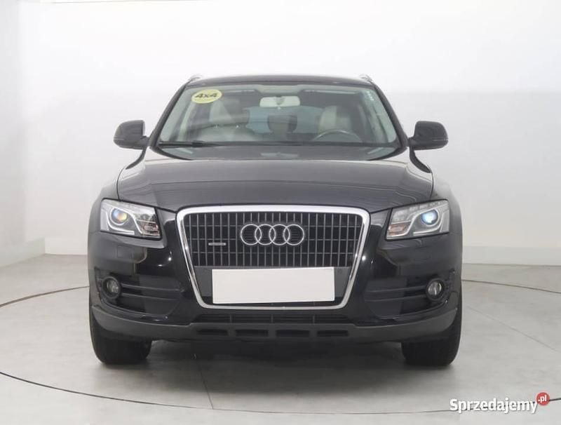Czarny Używany 2012 Audi Q5 SUV | 52 999 zł (Dobra cena) - Obraz 1/4