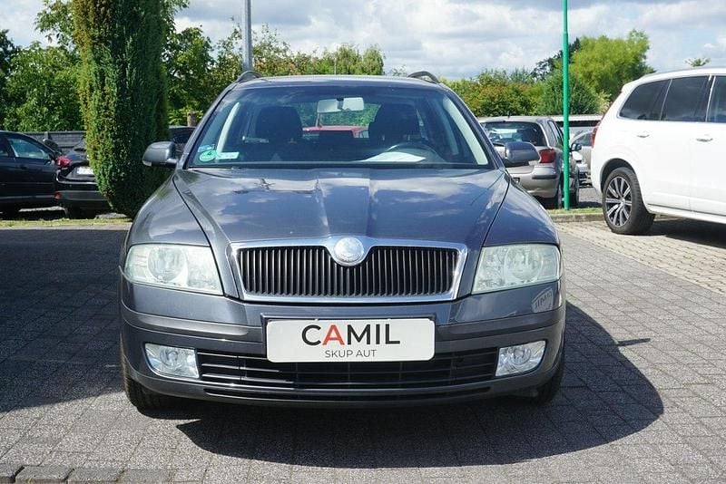 Grafitowy (metalik) Używany 2006 Skoda Octavia Kombi | 12 900 zł (Uczciwa cena) - Obraz 1/2