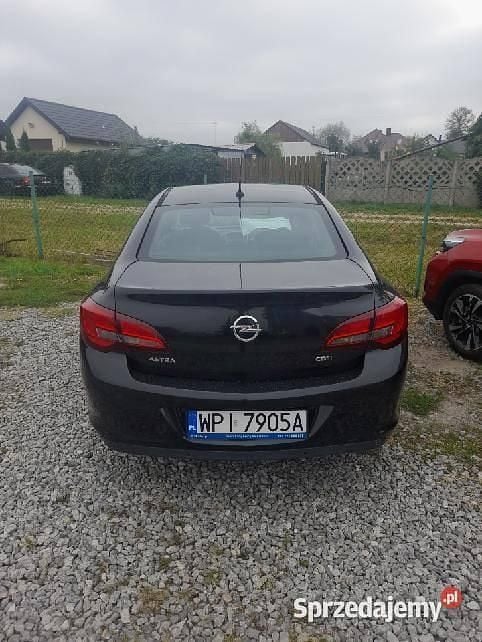 Używany Opel Astra 2012 Grafitowy Sedan/Limuzyna