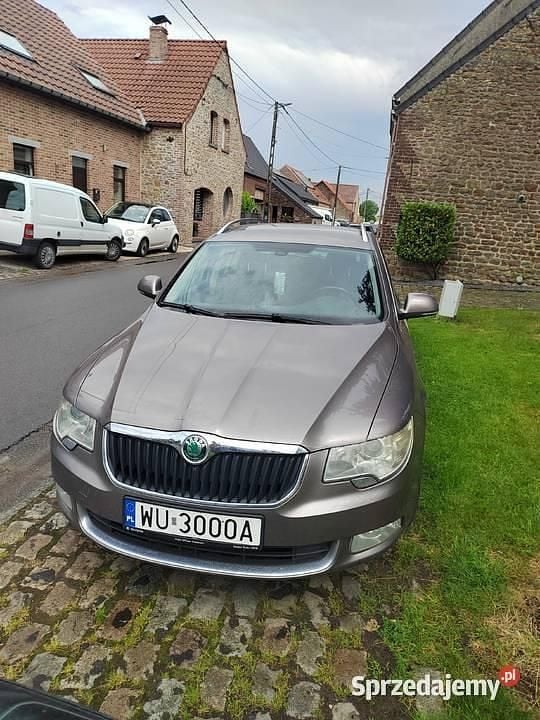Używany 2010 Skoda Superb Kombi | 16 900 zł (Uczciwa cena) - Obraz 1/4