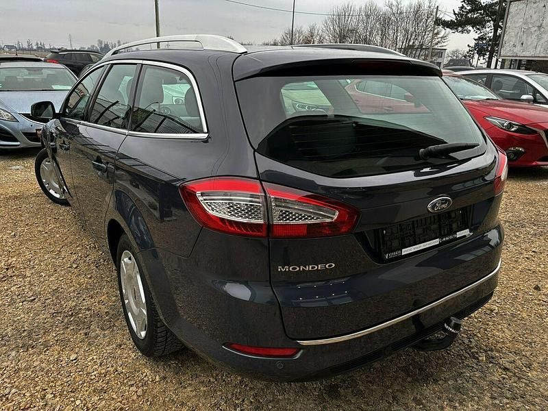 Używany Ford Mondeo Titanium 2012 Czarny Kombi