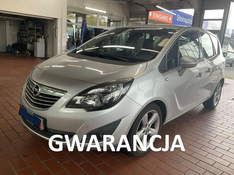 Srebrny (metalik) Używany 2010 Opel Meriva Minivan | 26 500 zł (Drogi) - Obraz 1/4
