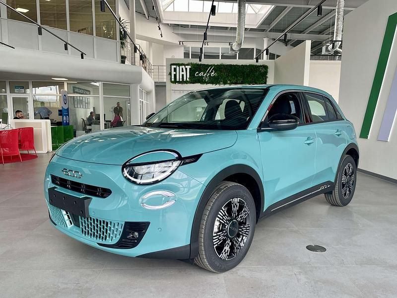 Lakier metalizowany lazurowy acqua Nowe 2025 Fiat 600 Icon Hatchback | 103 032 zł (Super Cena) - Obraz 1/4