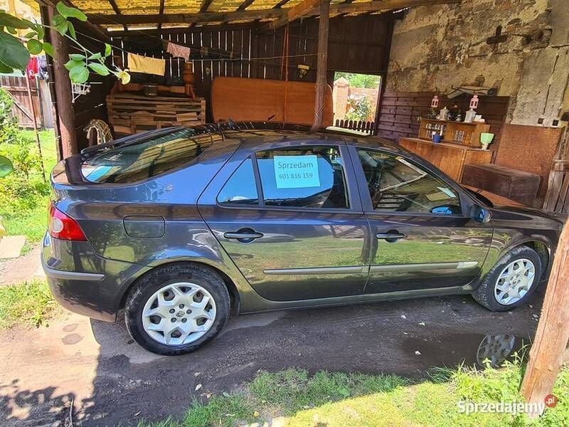 Używany Renault Laguna II 120 KM (88 kW) 2005