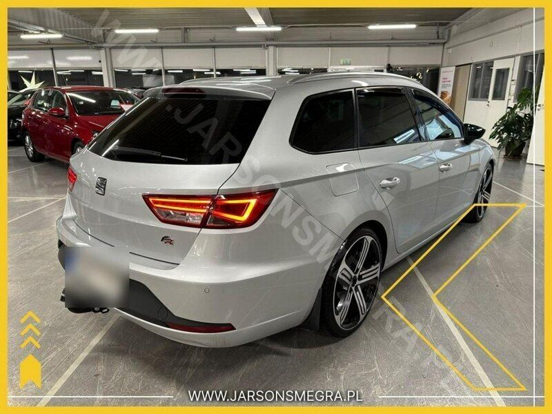 Używany Seat Leon 140 KM (102 kW) 2014 Srebrny Kombi