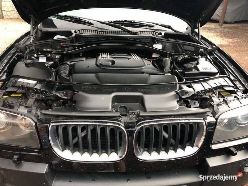 Czarny Używany 2005 BMW X3 SUV | 24 000 zł (Dość drogi) - Obraz 1/4