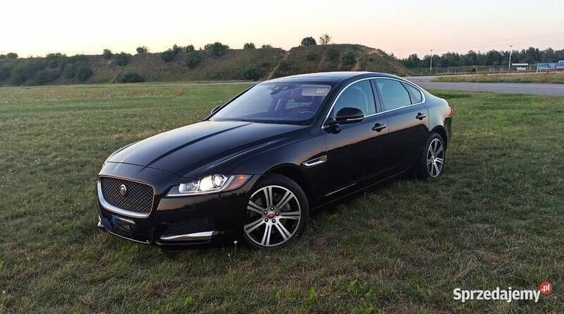 Czarny Używany 2018 Jaguar XF Prestige Sedan/Limuzyna | 65 900 zł - Obraz 1/4