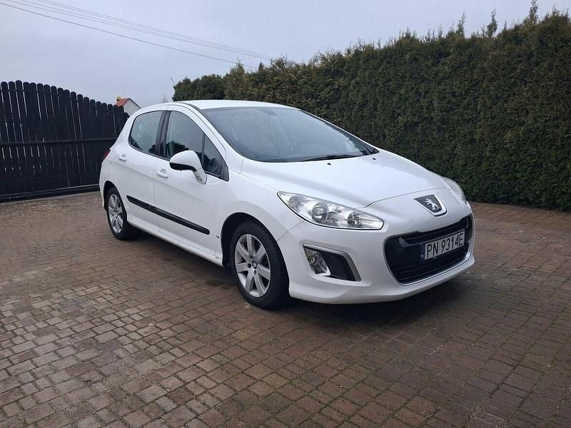 Używany Peugeot 308 2012 Biały Hatchback