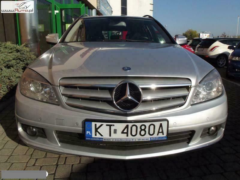 Używany Mercedes 240 136 KM (100 kW) 2008 Srebrny (metalik) Kombi