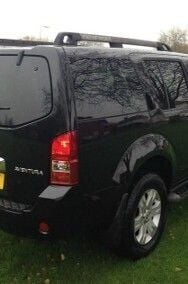 Używany Nissan Pathfinder 171 KM (125 kW) 2007 Czarny SUV