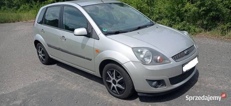 Srebrny Używany 2007 Ford Fiesta Hatchback | 7500 zł (Uczciwa cena) - Obraz 1/4