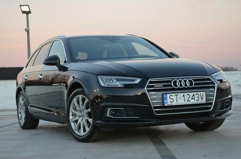 Używany Audi A4 2018 Czarny Kombi