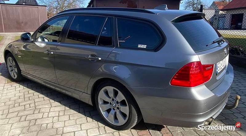Używany BMW 318 2010 Szary Kombi