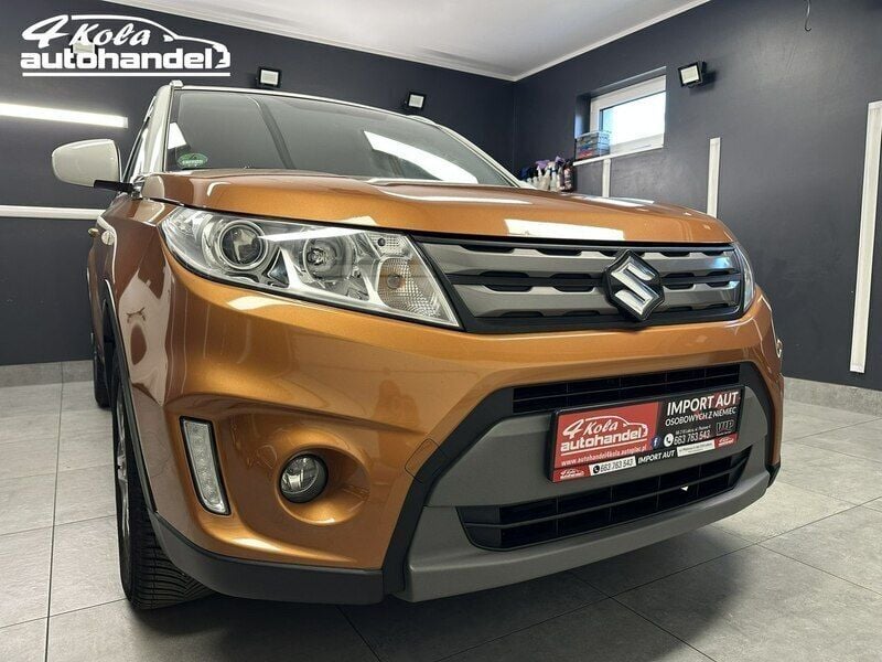 Pomarańczowy Używany 2016 Suzuki Vitara SUV | 49 999 zł (Dość drogi) - Obraz 1/4
