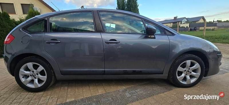 Grafitowy Używany 2010 Citroën C4 Hatchback | 8900 zł (Uczciwa cena) - Obraz 1/4