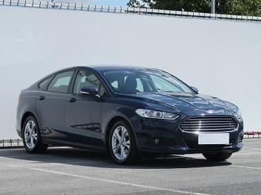 Niebieski Używany 2018 Ford Mondeo Hatchback | 49 999 zł (Uczciwa cena) - Obraz 1/4