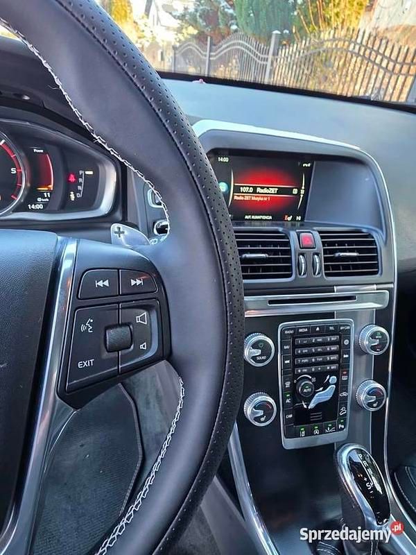 Używany Volvo XC60 R-Design 2016 SUV