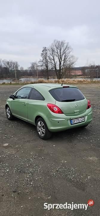 Używany Opel Corsa 2009 Zielony Coupe