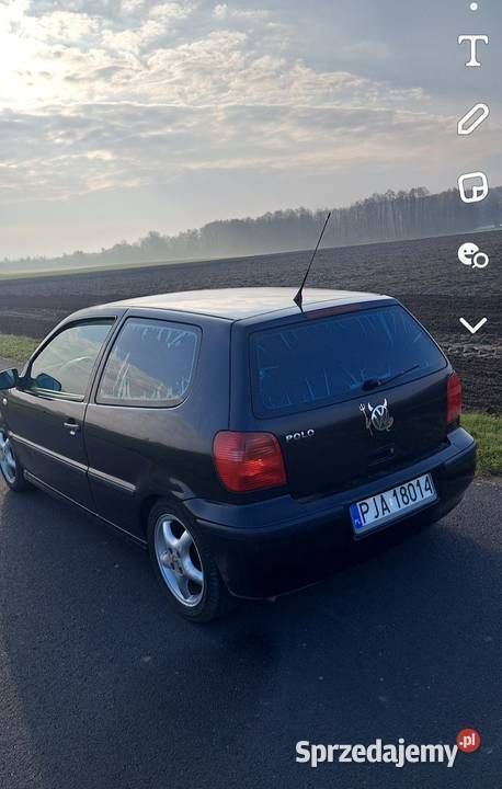 Czarny Używany 2000 VW Polo Coupe | 4800 zł - Obraz 1/4