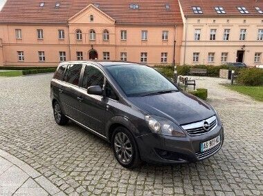 Brązowy Używany 2011 Opel Zafira Minivan | 13 999 zł (Dość drogi) - Obraz 1/4