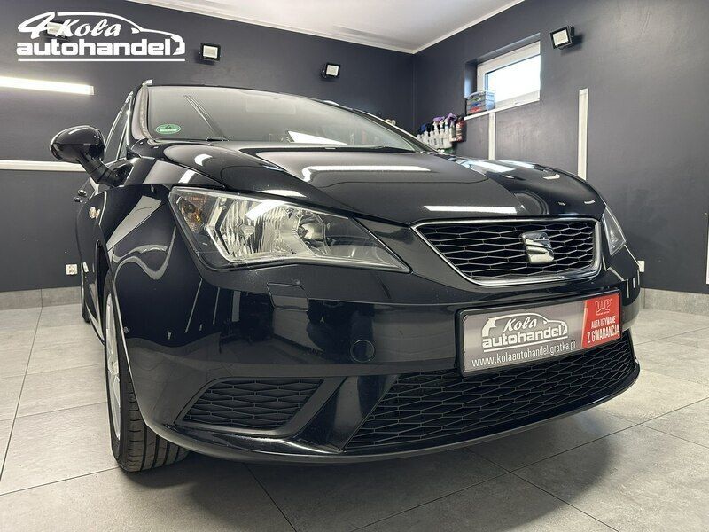 Czarny (metalik) Używany 2014 Seat Ibiza ST Kombi | 28 999 zł (Dość drogi) - Obraz 1/4