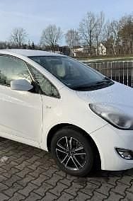 Używany Hyundai ix20 110 KM (80 kW) 2015 Biały Hatchback