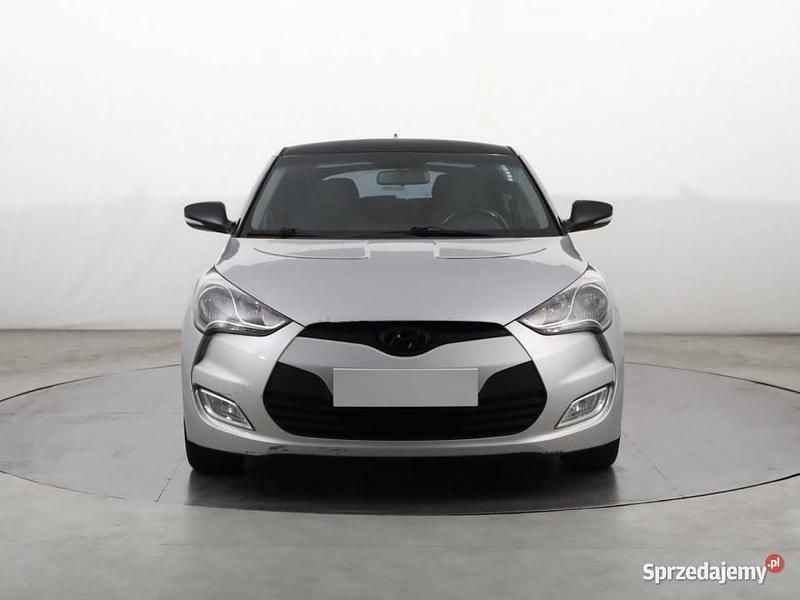Srebrny Używany 2011 Hyundai Veloster Hatchback | 25 999 zł - Obraz 1/4
