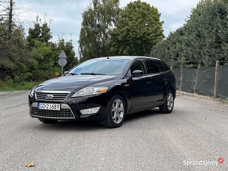 Czarny Używany 2010 Ford Mondeo Kombi | 13 900 zł (Super Cena) - Obraz 1/4