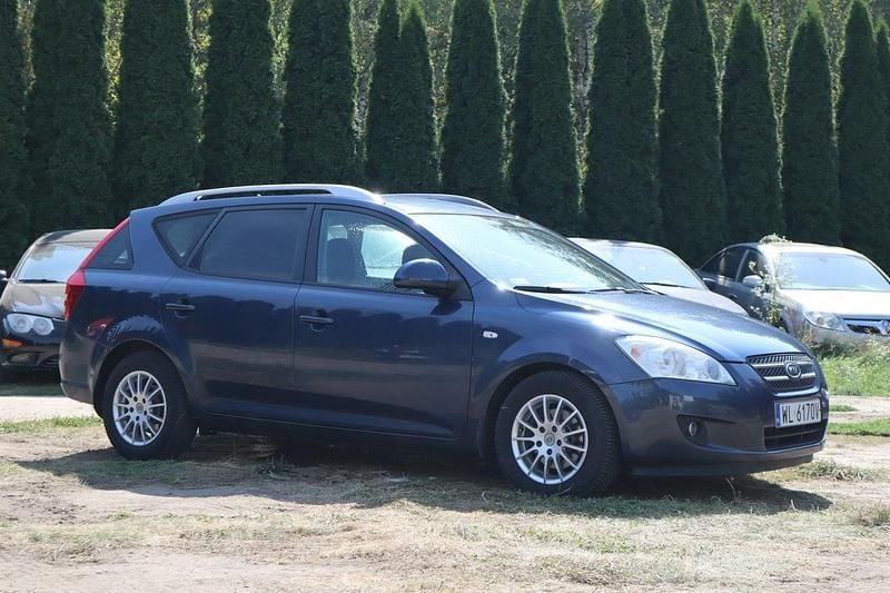 Niebieski Używany 2006 Kia Ceed 2 Kombi | 7000 zł - Obraz 1/3