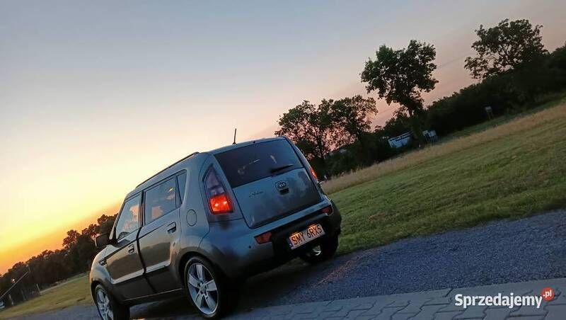 Używany Kia Soul 2009 Srebrny SUV