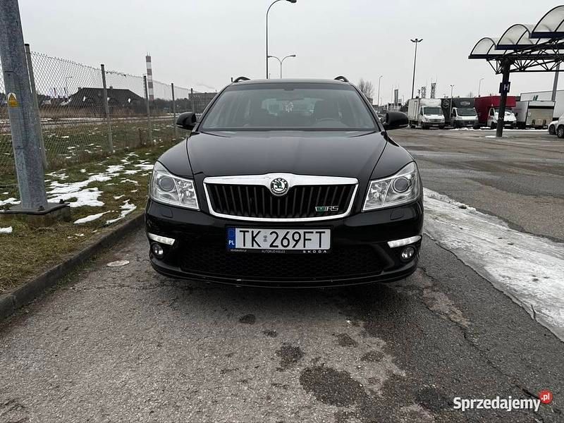 Używany Skoda Octavia vRS 2011 Czarny Kombi