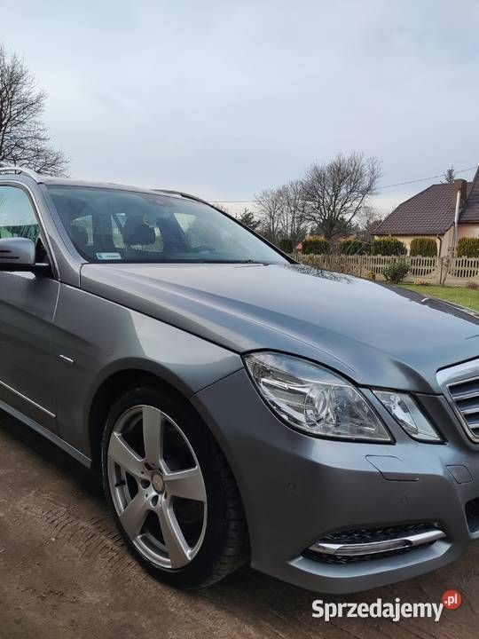 Używany Mercedes 220 2011