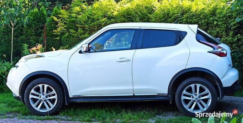 Biały Używany 2015 Nissan Juke SUV | 38 000 zł (Uczciwa cena) - Obraz 1/4