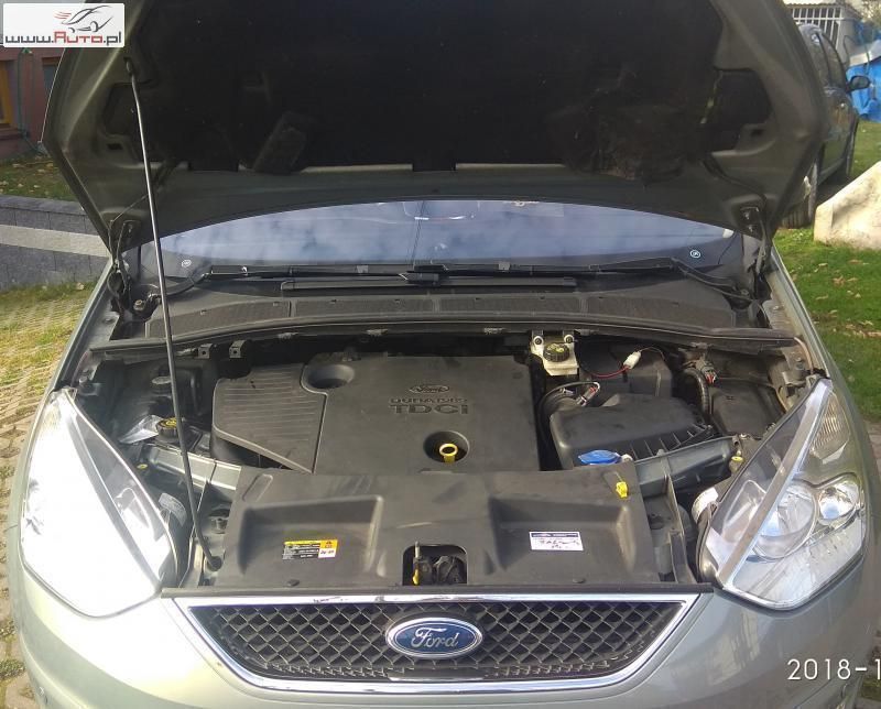 Używany Ford Galaxy Ghia 124 KM (91 kW) 2008 Srebrny (metalik) Minivan