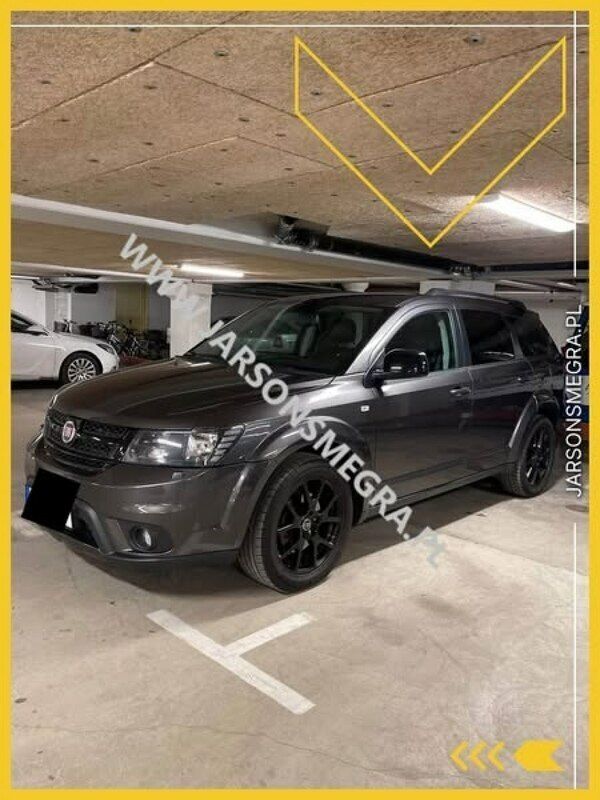 Używany Fiat Freemont 170 KM (125 kW) 2014 Szary SUV