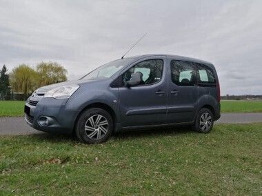 Inny kolor Używany 2011 Citroën Berlingo Minivan | 23 700 zł (Dość drogi) - Obraz 1/4