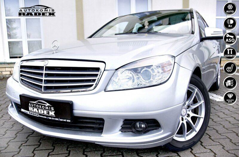 Srebrny Używany 2010 Mercedes C180 Sedan/Limuzyna | 35 999 zł (Uczciwa cena) - Obraz 1/4