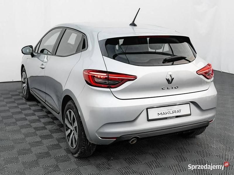 Używany Renault Clio V Equilibre 2022 Srebrny Hatchback